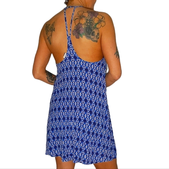 Roxy Racerback Loose Fit Dress Size Small Blue - Picture 3 of 6